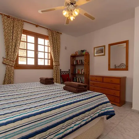 San Andres 21 - Three Bed Villa With Sunny Terrace 산미겔데아보나